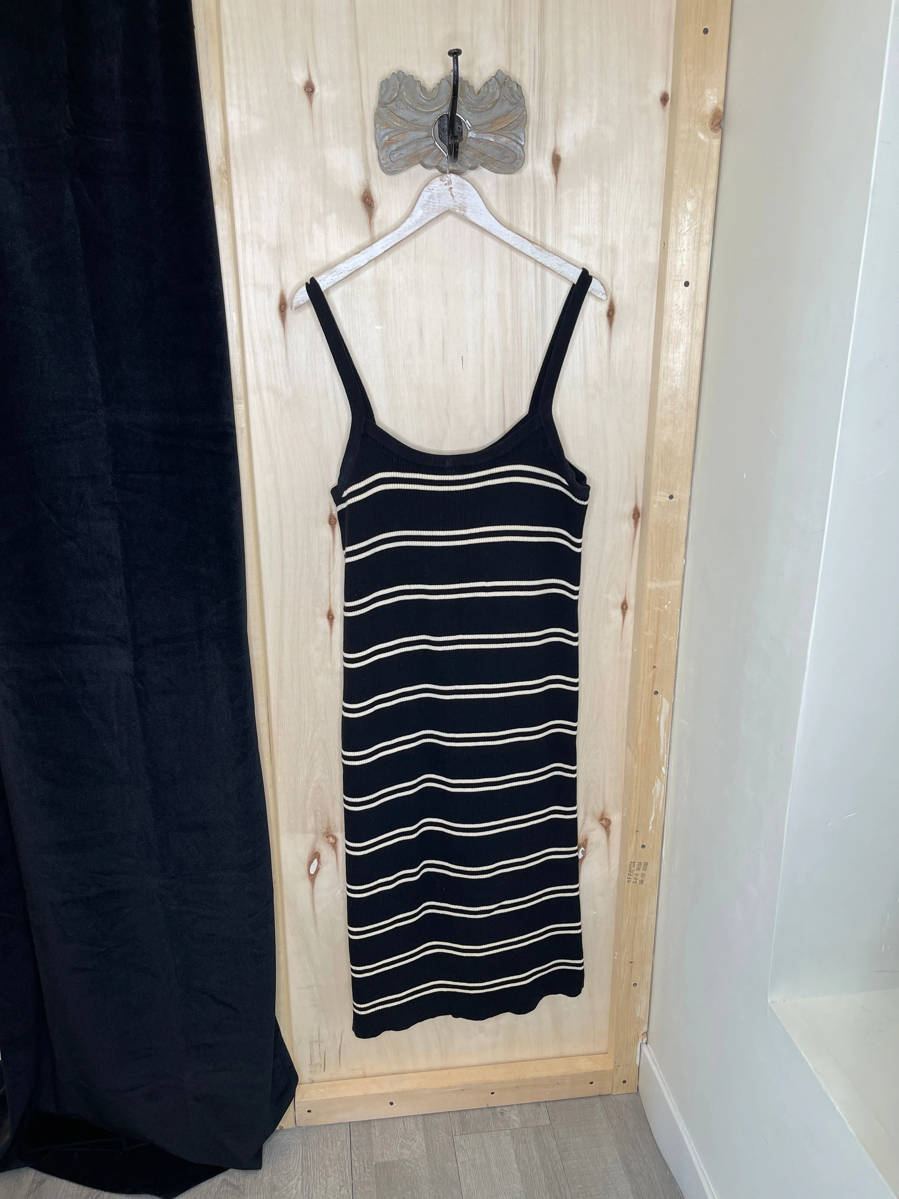 Black and White Stripped Knit Dress