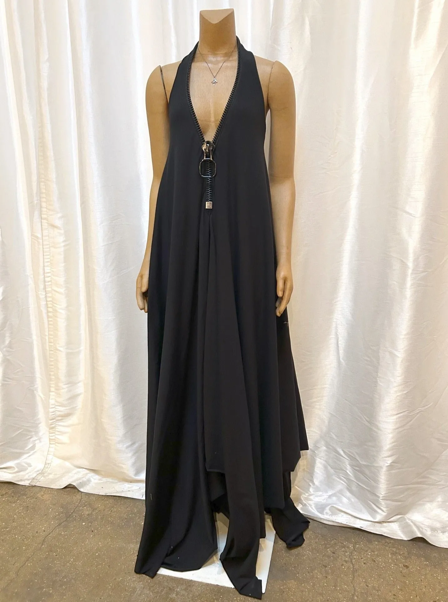 Heartless Revival Zipper Halter Gown