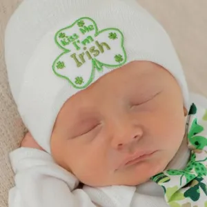 Kiss Me I'm Irish HAT - Newborn Irish Hat - Newborn Boy Hat St. Patrick's Day Baby