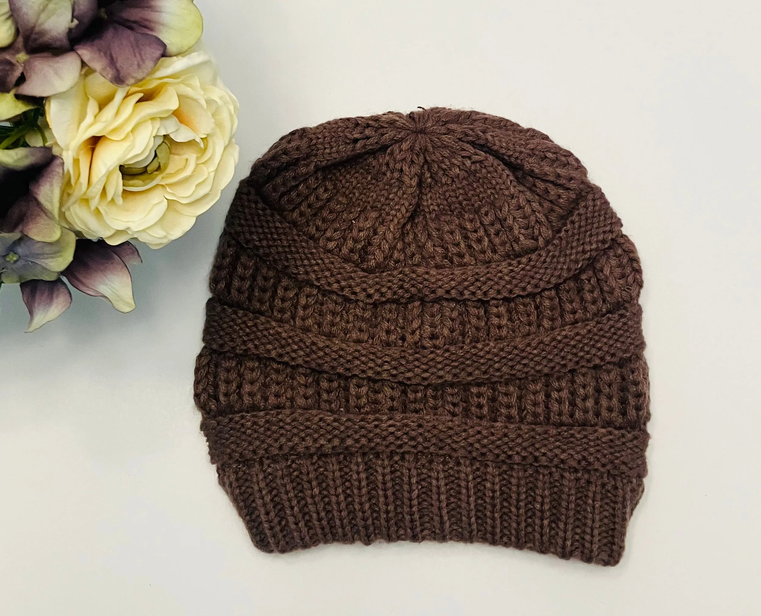 Womens Winter Knit Hat Brown Size OS